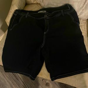 Chicos Platinum Jean Shorts